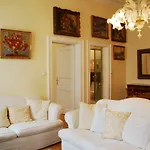 Melantrichova Apartment